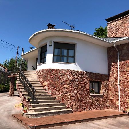 Вилла La Casona De La Carbayeda Овьедо Экстерьер фото